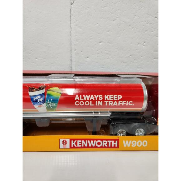 New Ray 2020 Circle K Tanker Truck Kenworth W900, 1:43 DieCast W/Plastic Series1 - Picture 3 of 11